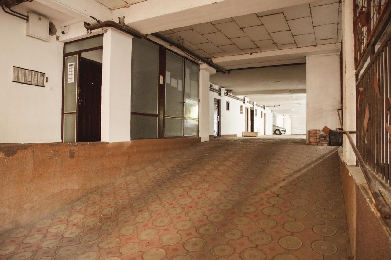 Studio5, Sa Parkingom, Centar Obrenovca Obrenovac  Luaran gambar